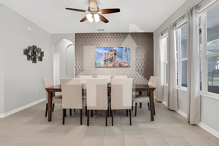 Windsor Hills 6BR Retreat, Pool & Game Room