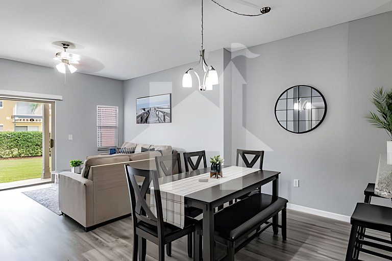 965 Lake Berkley 3BR Retreat – Pool & Fast WiFi