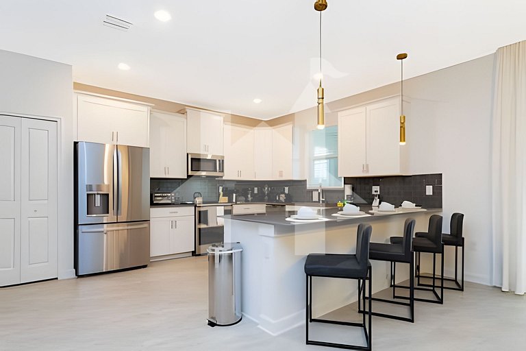 Luxury 6BD/5.5BA Brand new home Game Room