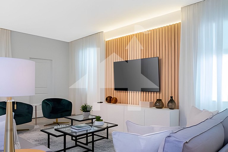 Luxury 6BD/5.5BA Brand new home Game Room