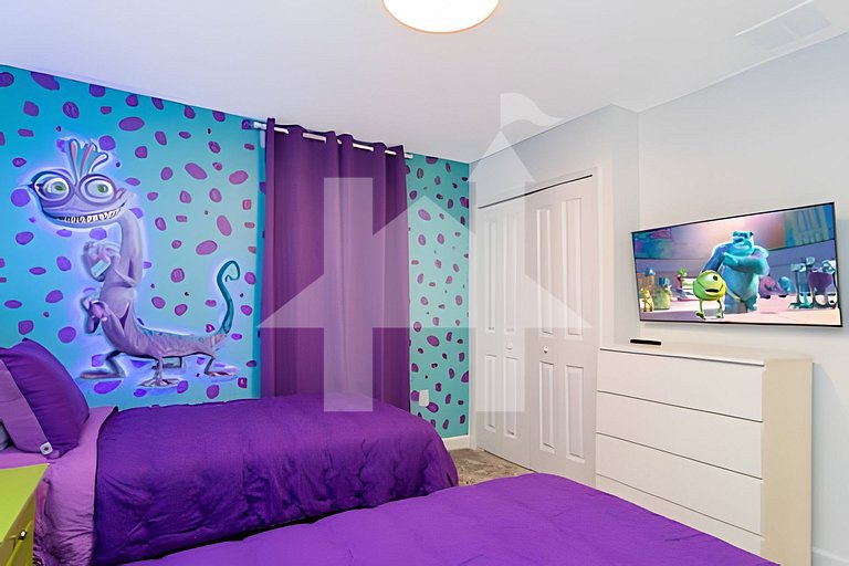 Luxury 6BD/5.5BA Brand new home Game Room