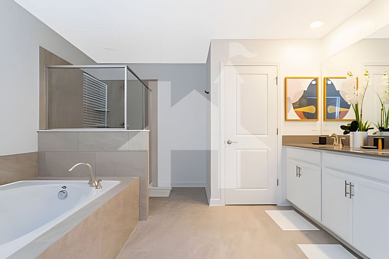 Luxury 6BD/5.5BA Brand new home Game Room