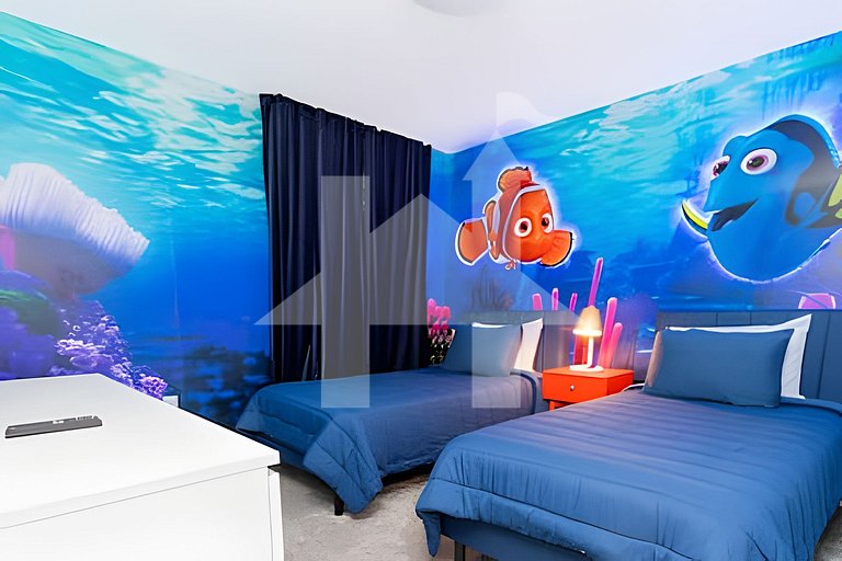 Luxury 6BD/5.5BA Brand new home Game Room