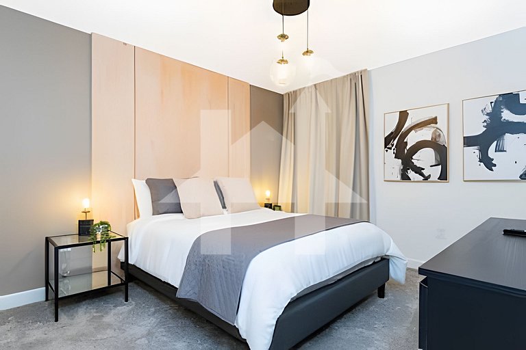 Luxury 6BD/5.5BA Brand new home Game Room