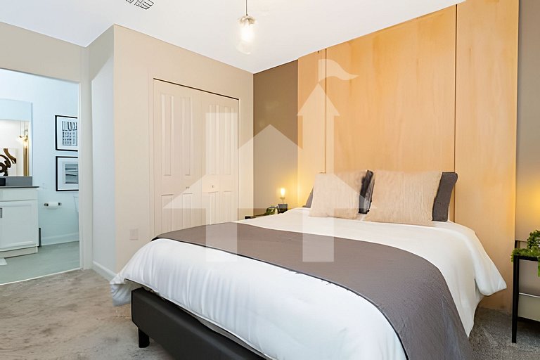 Luxury 6BD/5.5BA Brand new home Game Room