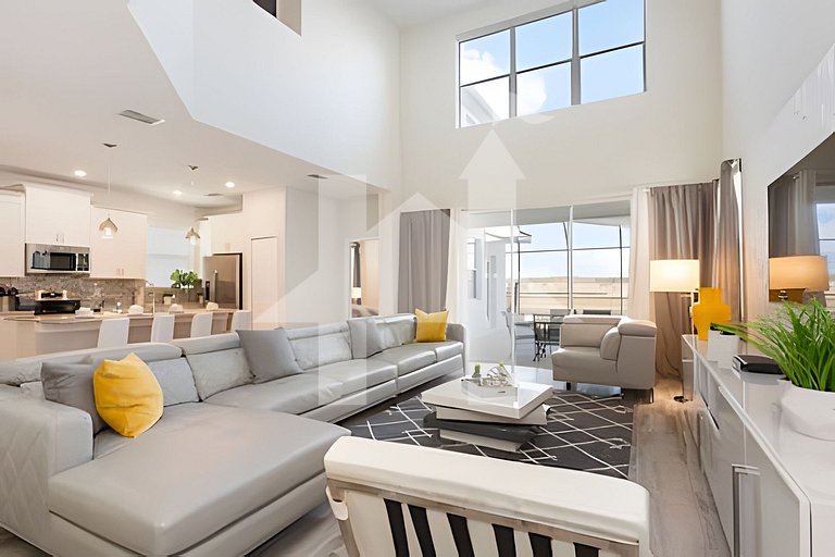 Resort Villa with Heated Pool and Ping Pong Table