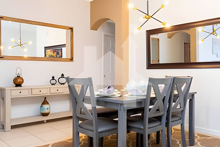 Disney 4BR Home + Pool & Themed Bedrooms