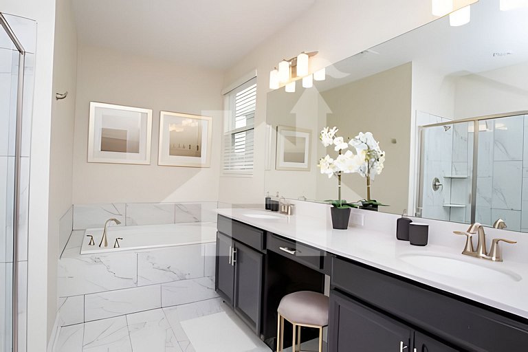 Champions Gate 6BR Luxury Home + Resort