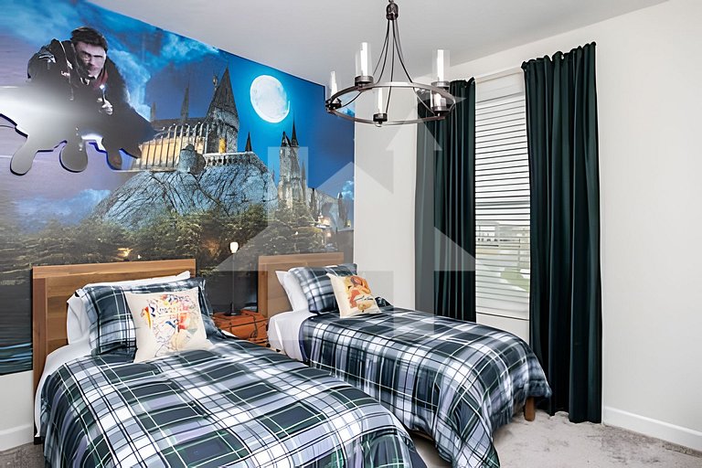 Vacation Home Near Disney, 5 bedrooms