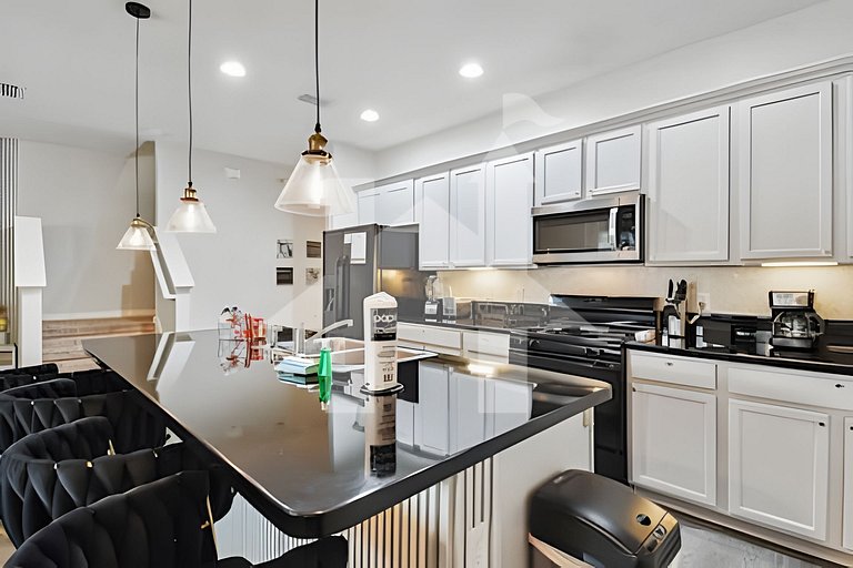 Vacation Home Near Disney, 4 bedrooms