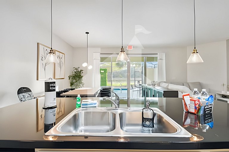 Vacation Home Near Disney, 4 bedrooms