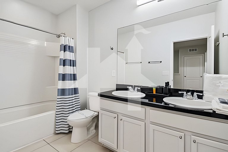 Vacation Home Near Disney, 4 bedrooms
