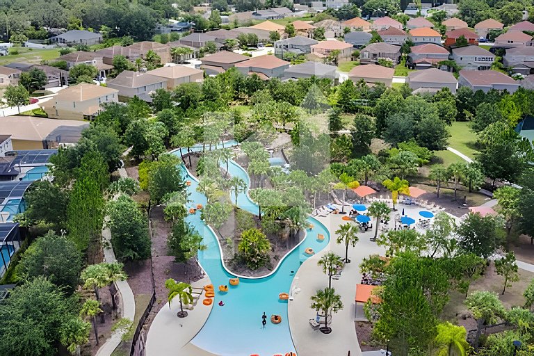 Vacation Home Near Disney, 4 bedrooms