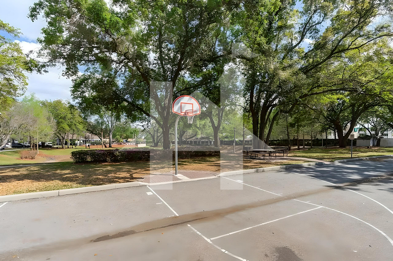 3BR West Lucaya w/ Clubhouse – Near Disney