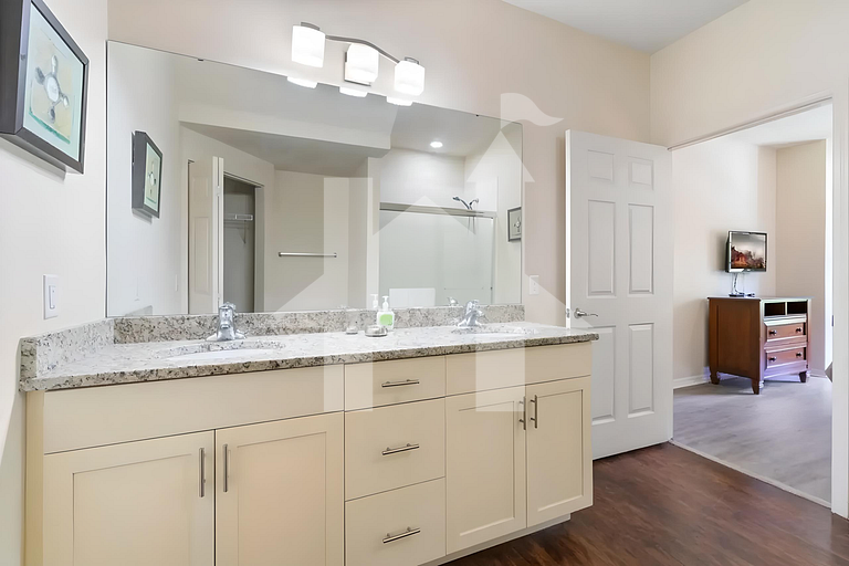 3BR Home w/ Resort Pool & Game Room