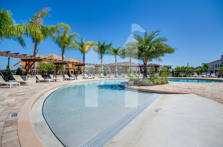 Casa 3Q West Lucaya c/ Piscina – Perto da Disney