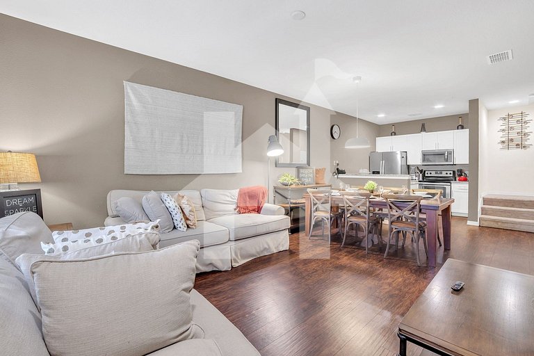 Casa 3Q West Lucaya c/ Piscina – Perto da Disney