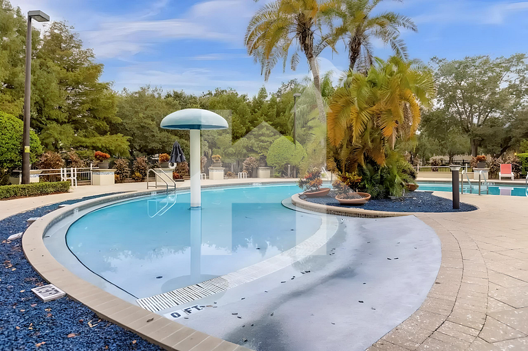 3 Bedroom Townhome at Lucaya Resort Close to Disney