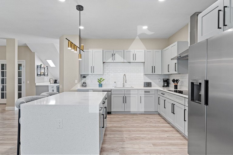 Windsor Hills 6BR Home, Private Pool + Game Room