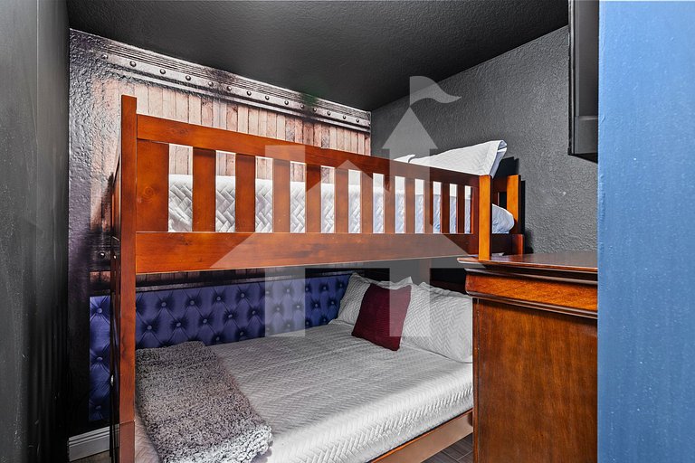 Windsor Hills 6BR Home, Private Pool + Game Room