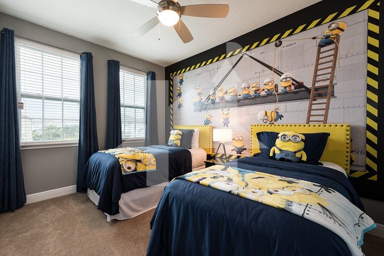 Vacation Home Near Disney, 9 bedrooms