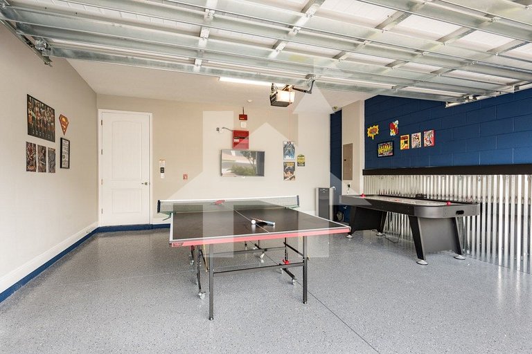 Vacation Home Near Disney, 9 bedrooms