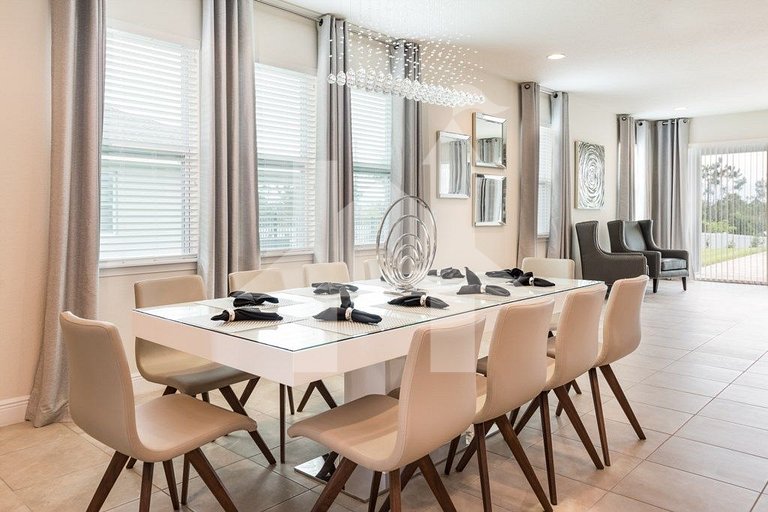 Vacation Home Near Disney, 9 bedrooms