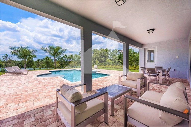 Vacation Home Near Disney, 9 bedrooms