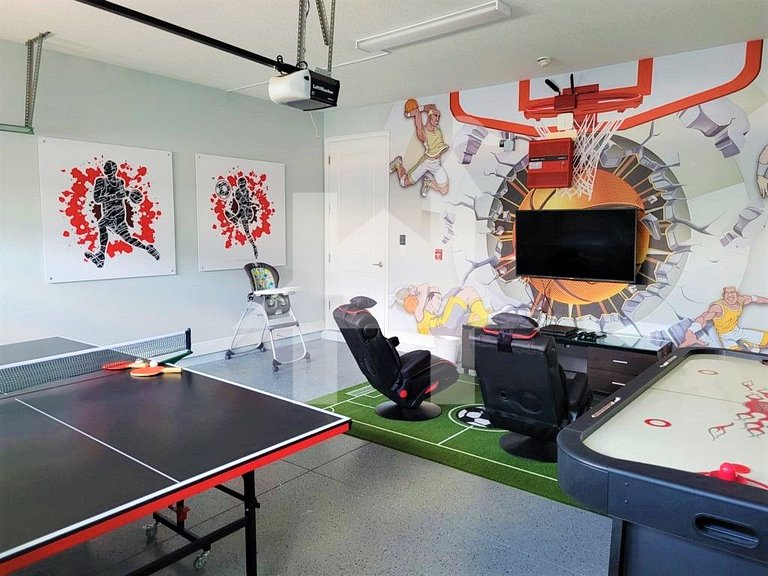 7696 Piscina, Game Room e Temas! Casa 9Q Perto Disney