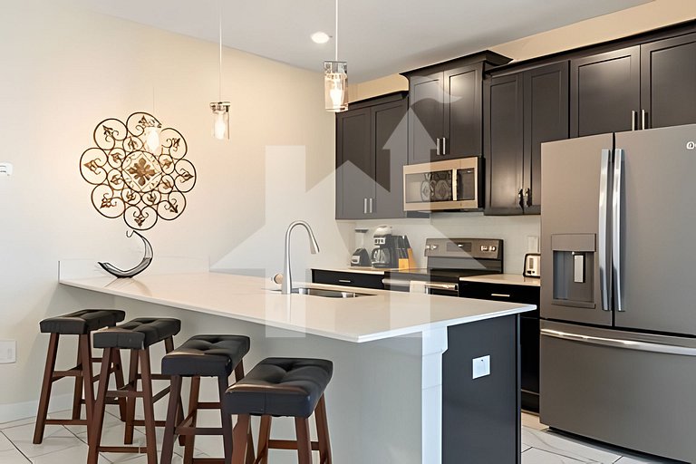 Vacation Home Near Disney, 5 bedrooms