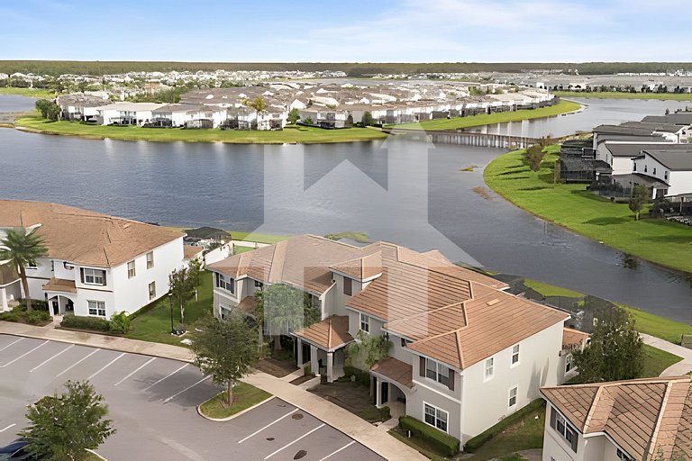 Vacation Home Near Disney, 5 bedrooms