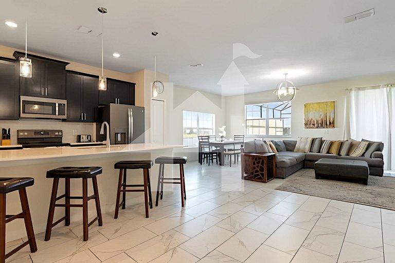 Vacation Home Near Disney, 5 bedrooms