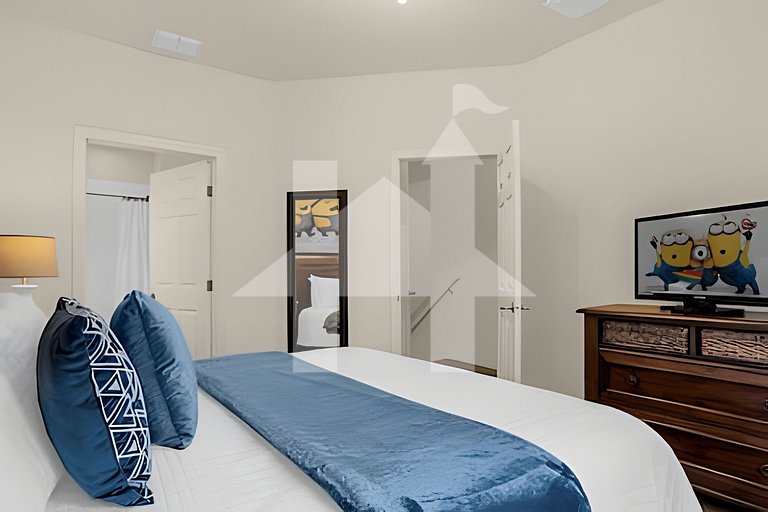 4BR Retreat w/ Pool Access 10min to Disney