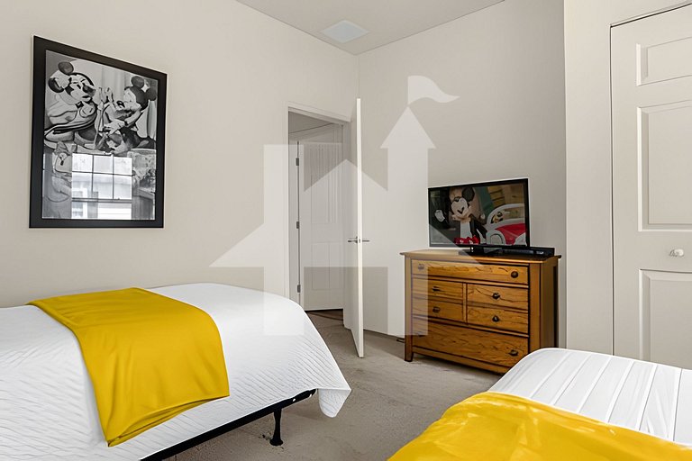 Casa 4Q c/ Piscina e Clubhouse — 10min da Disney