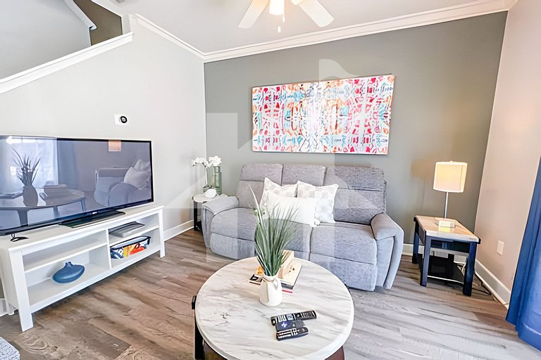 Townhome 4BR near Disney w/ Resort & Bakery