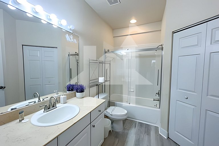 Townhome 4BR near Disney w/ Resort & Bakery