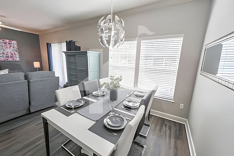 Townhome 4BR near Disney w/ Resort & Bakery