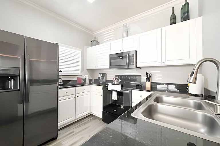 Townhome 4BR near Disney w/ Resort & Bakery