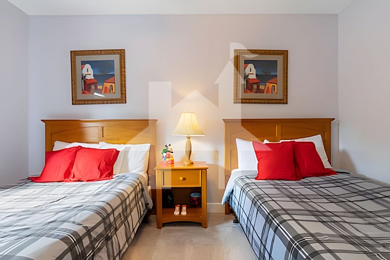 Modern 3BR Near Disney – Lucaya Resort