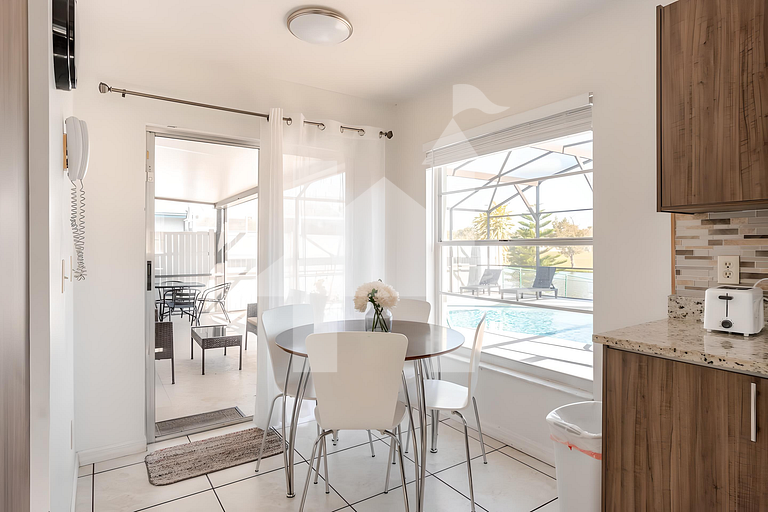 3BD/2BA Amazing Villa 10min->Disney
