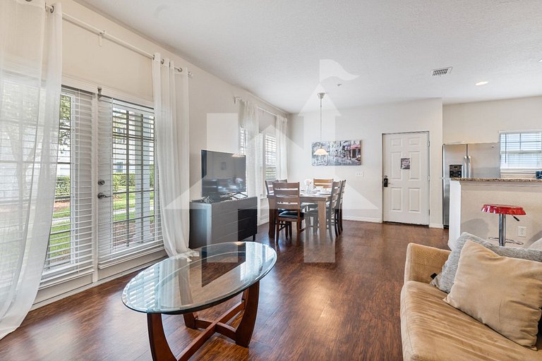 4BR Villa w/ Clubhouse – 10 Min to Disney