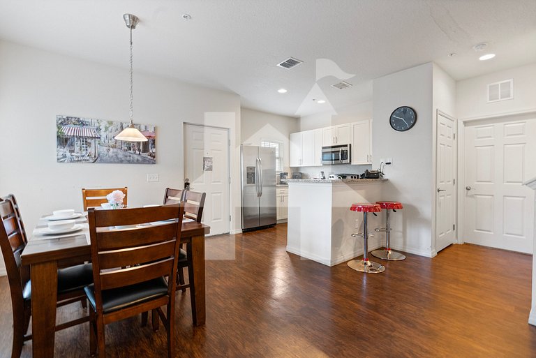 4BR Villa w/ Clubhouse – 10 Min to Disney