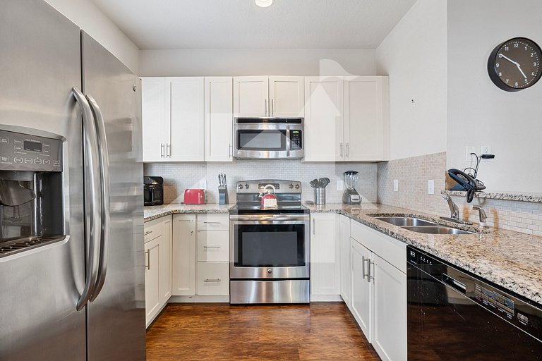 4BR Villa w/ Clubhouse – 10 Min to Disney