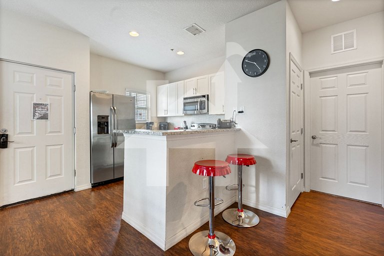 4BR Villa w/ Clubhouse – 10 Min to Disney