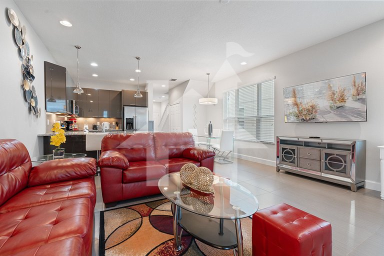 3BR Home w/ Private Pool – Family Retreat