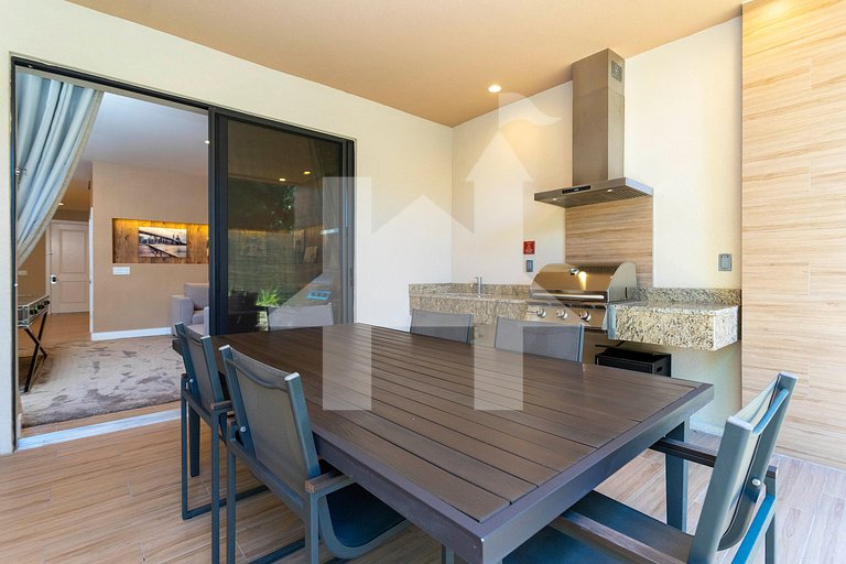 Casa 3Q c/ Área de Churrasco – Próx. Disney