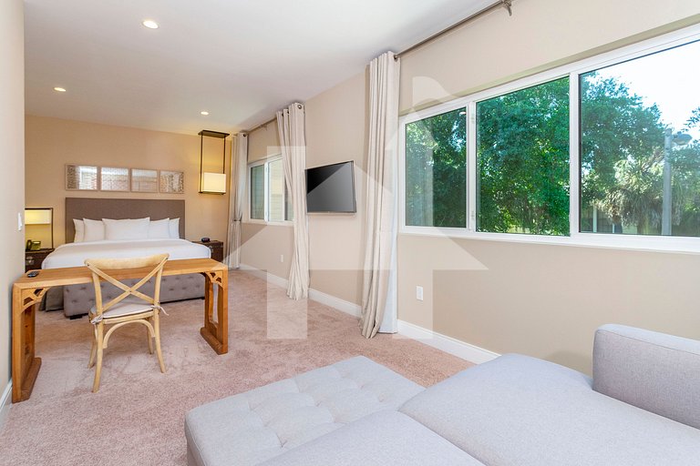 Disney‑Area 3BR Villa w/ Grill Patio & Families