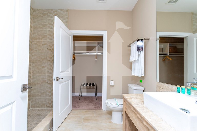 Casa 3Q c/ Área de Churrasco – Próx. Disney