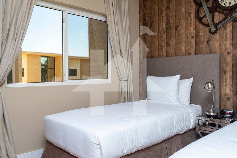 Casa 3Q c/ Área de Churrasco – Próx. Disney