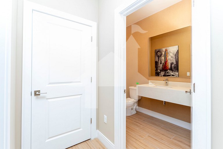 Casa 3Q c/ Área de Churrasco – Próx. Disney